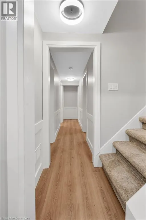 206 SHELLEY Drive Unit# Lower, #Lower
