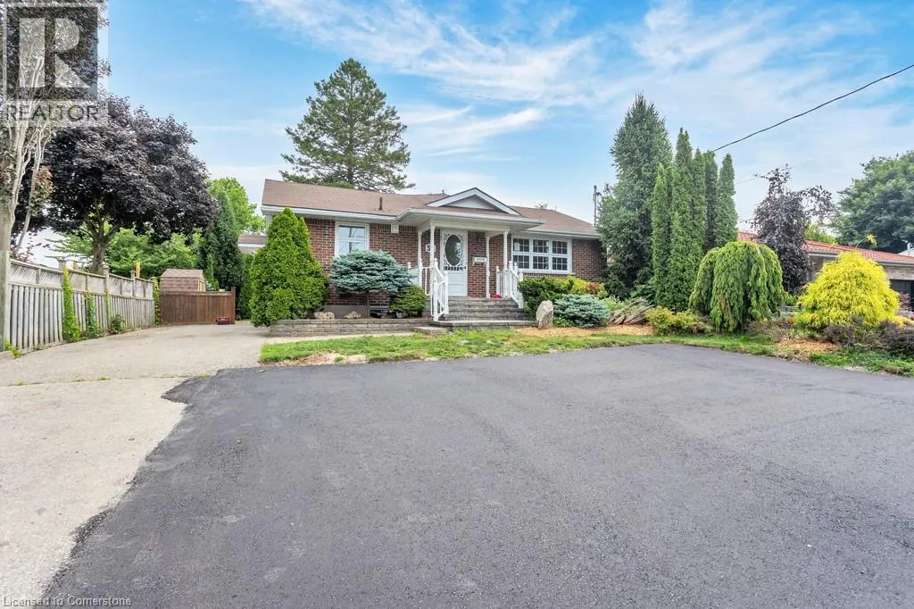 34 WINDERMERE Crescent Unit# A, #A