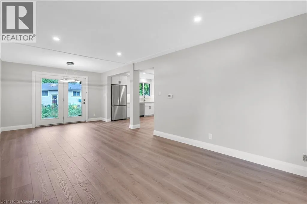 206 SHELLEY Drive Unit# Upper, #Upper