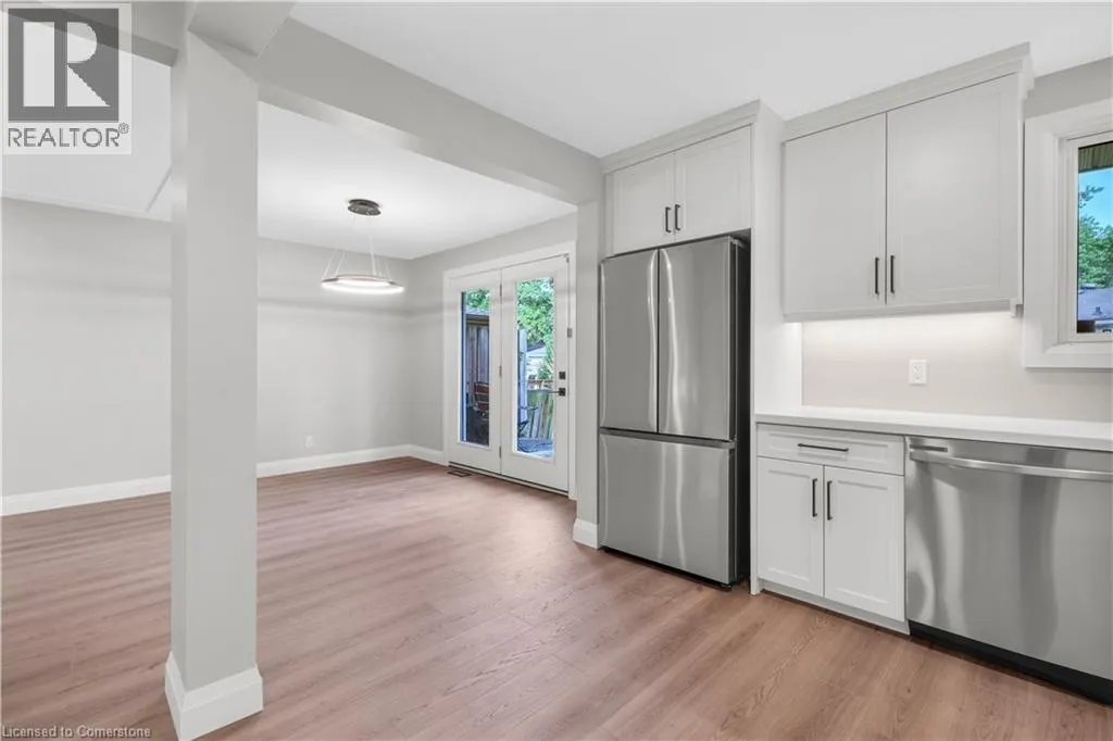 206 SHELLEY Drive Unit# Upper, #Upper