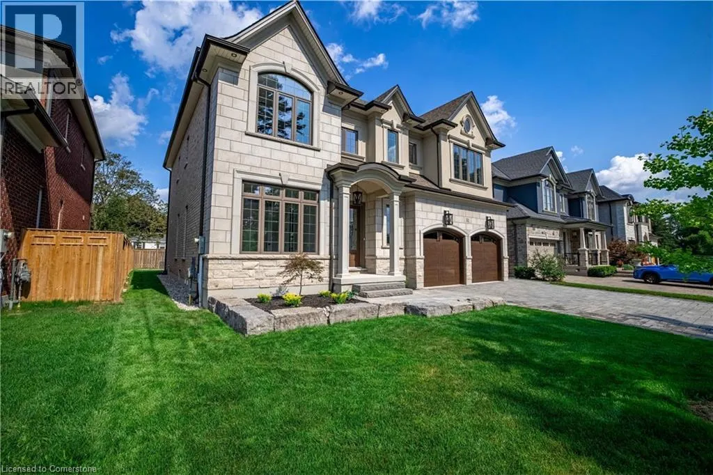 31 BAYSIDE Court