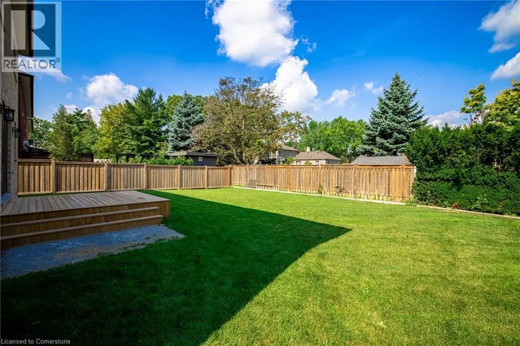 31 BAYSIDE Court