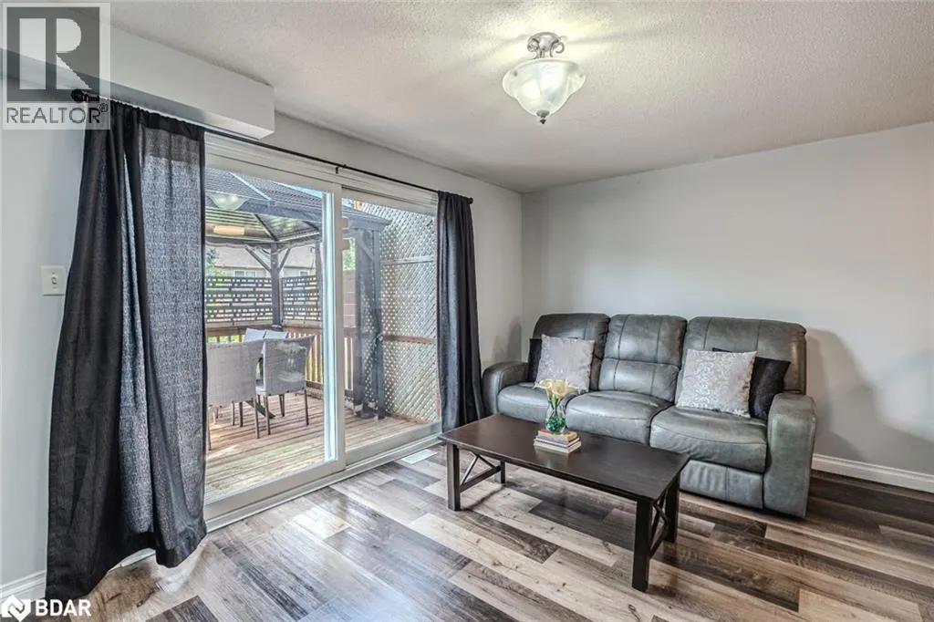 193 NATHAN Crescent