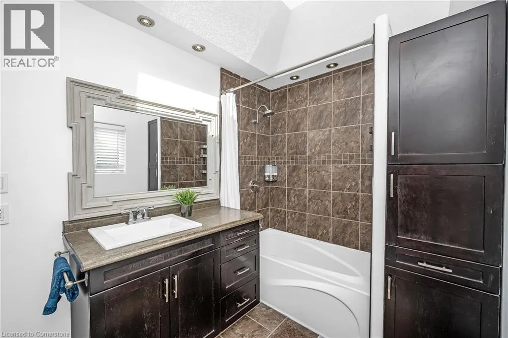 100 MUNN Street Unit# 2, #2