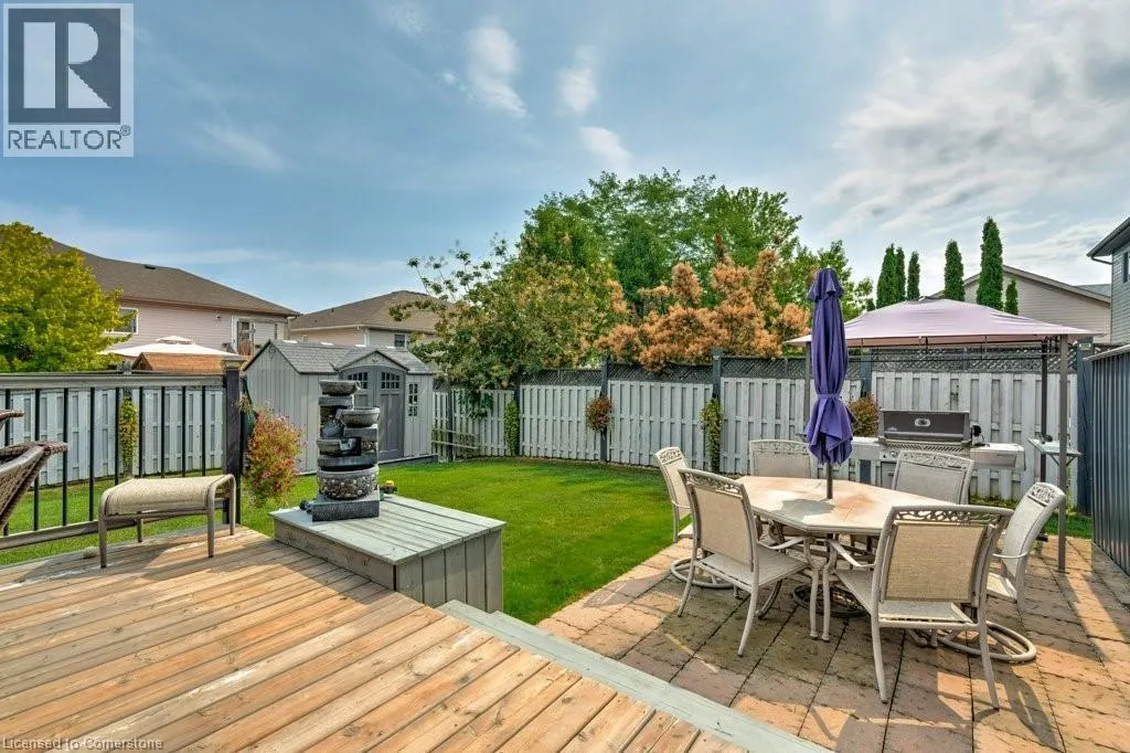 101 GOLDEN ACRES Drive