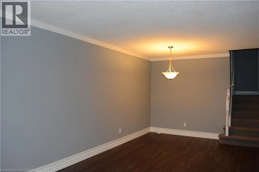 489 KINGSCOURT Drive Unit# B, #B