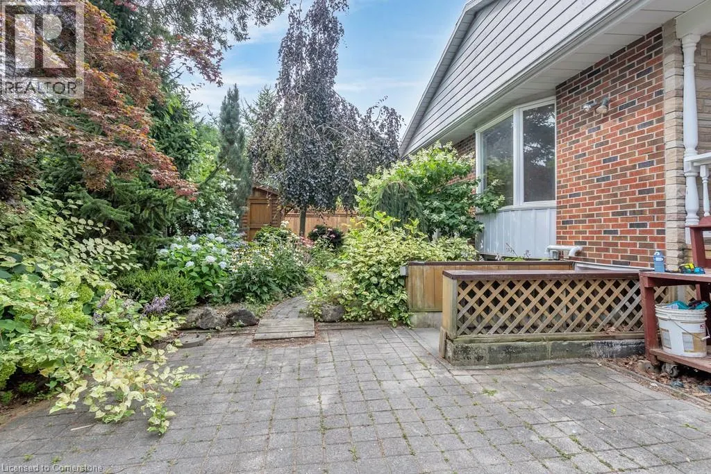 34 WINDERMERE Crescent Unit# B, #B