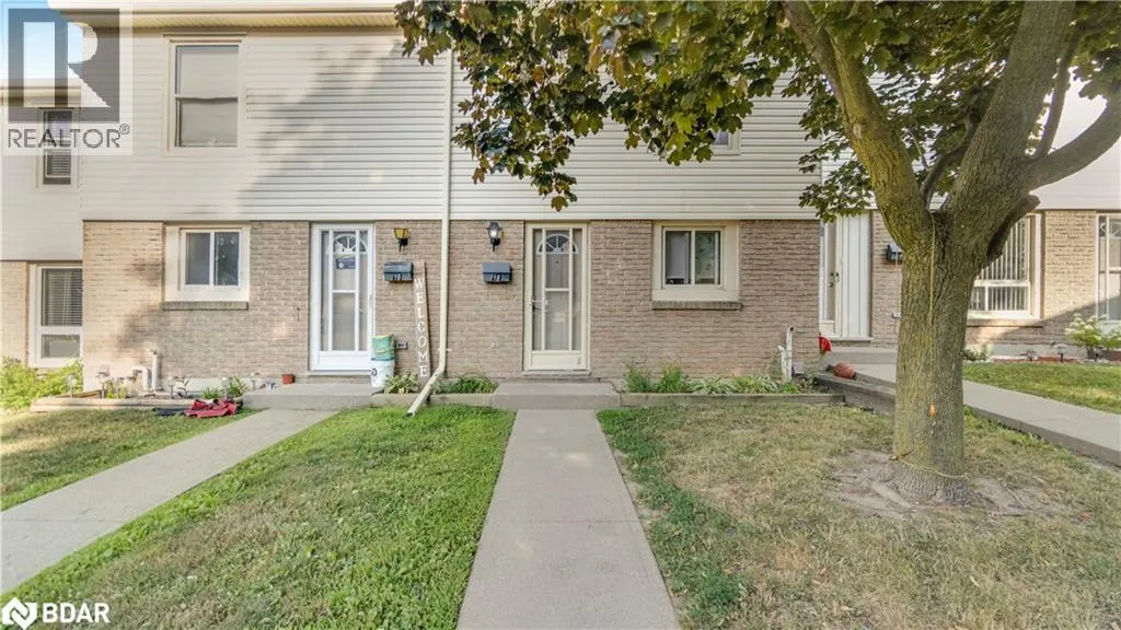 165 GREEN VALLEY Drive Unit# 18, #18