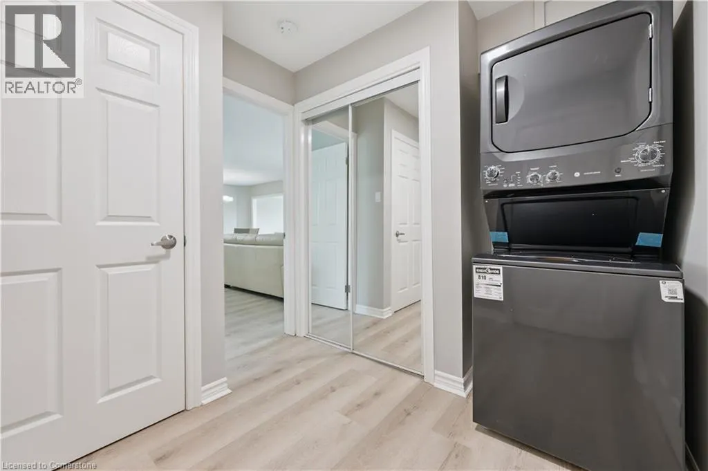 497 BRENTCLIFFE Drive