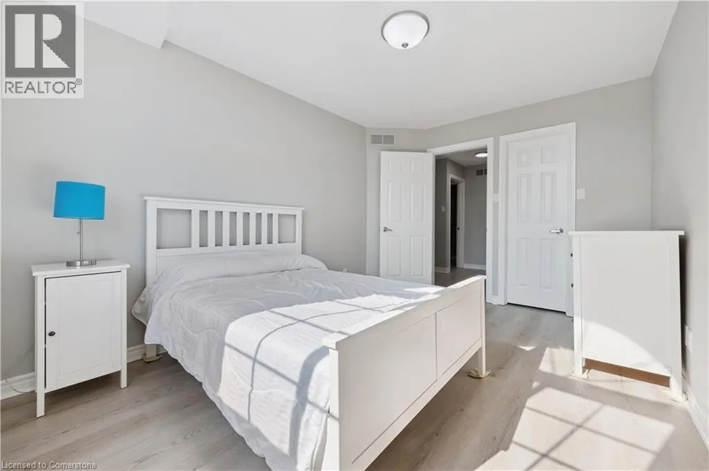497 BRENTCLIFFE Drive