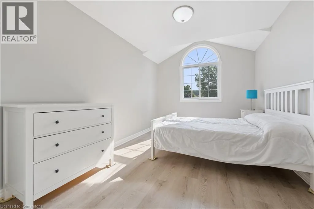 497 BRENTCLIFFE Drive