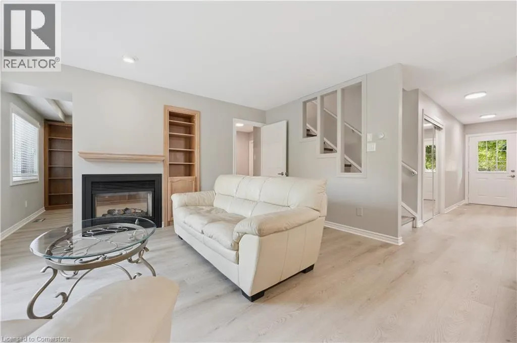 497 BRENTCLIFFE Drive