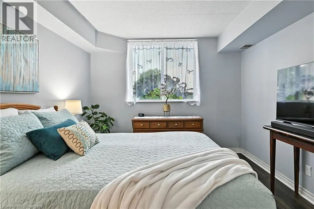 3499 UPPER MIDDLE Road Unit# 404, #404