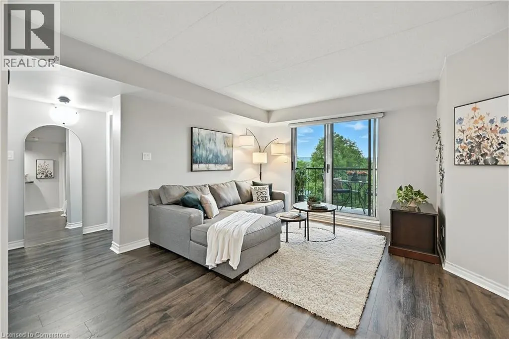 3499 UPPER MIDDLE Road Unit# 404, #404