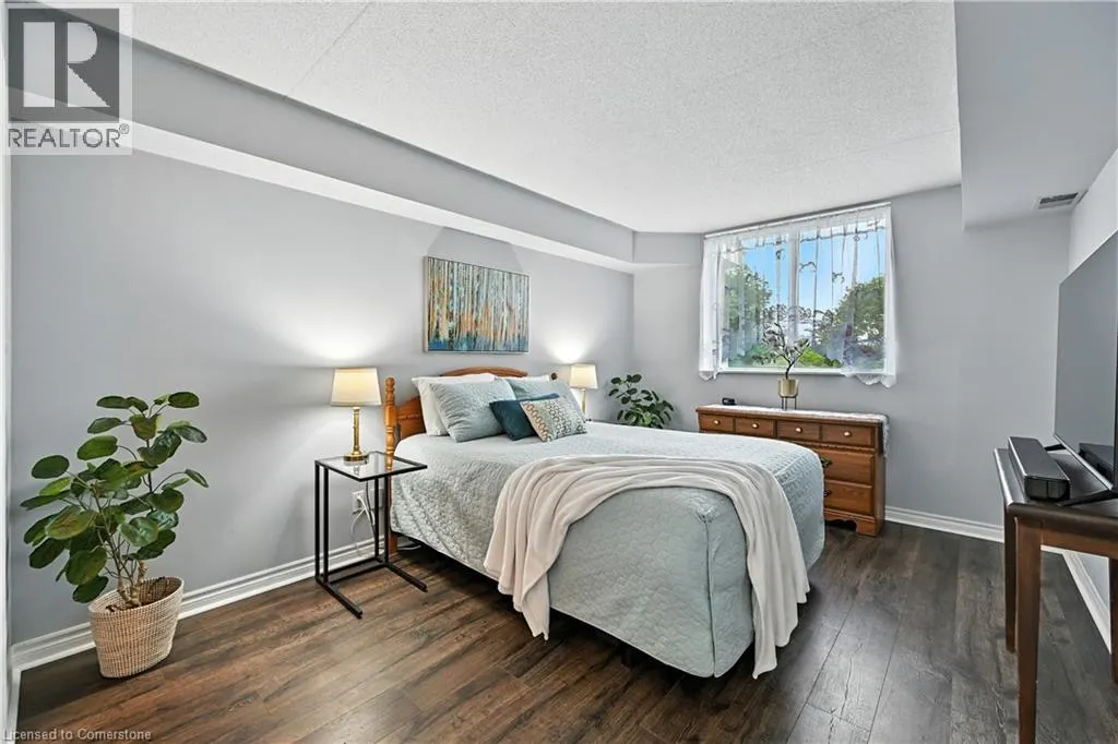 3499 UPPER MIDDLE Road Unit# 404, #404