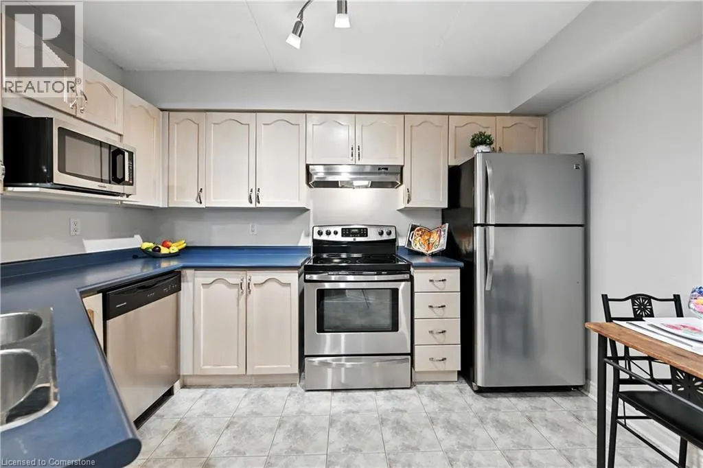 3499 UPPER MIDDLE Road Unit# 404, #404