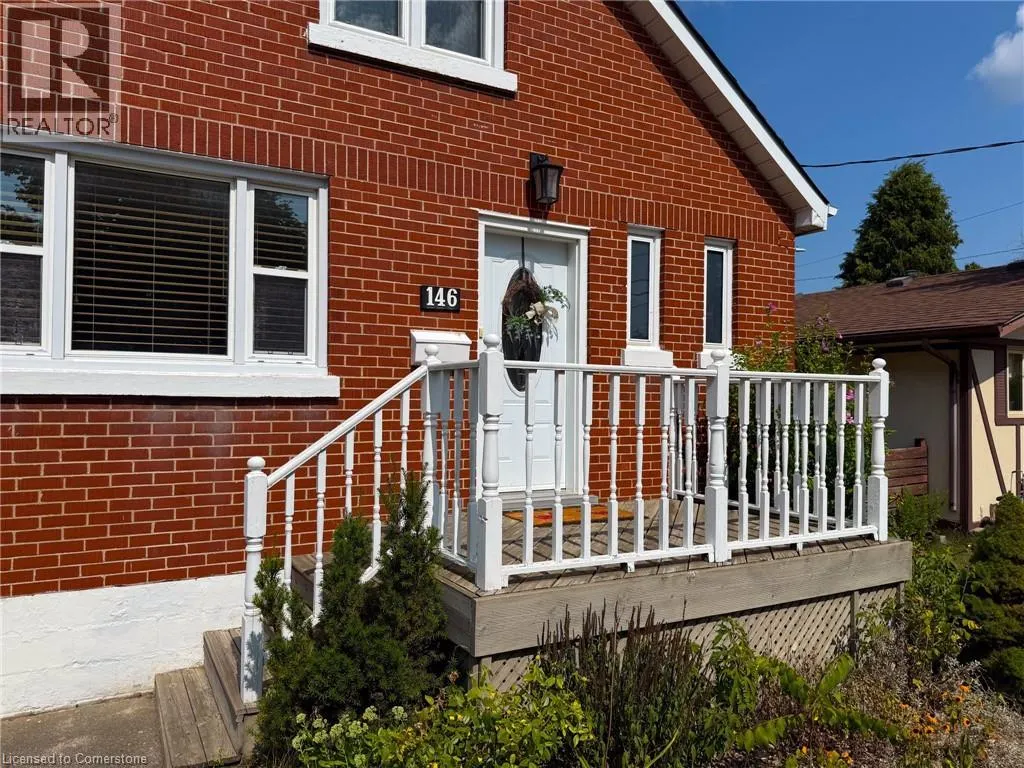 146 GRAND Street