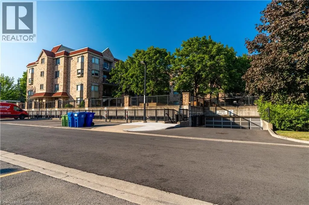 3499 UPPER MIDDLE Road Unit# 102, #102