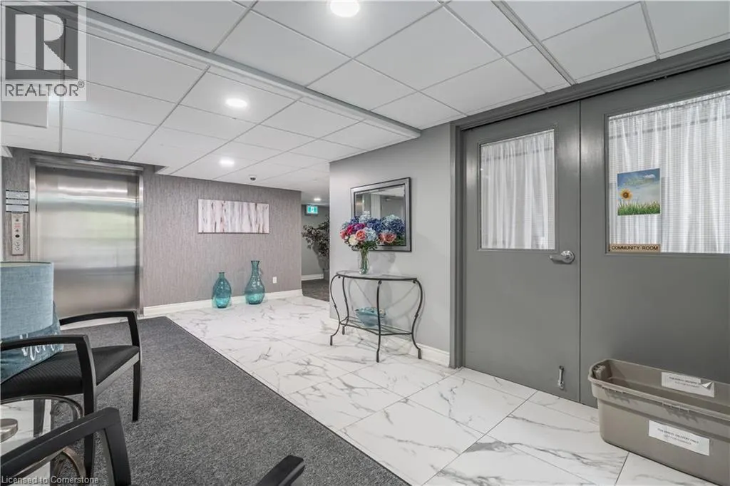 3499 UPPER MIDDLE Road Unit# 102, #102