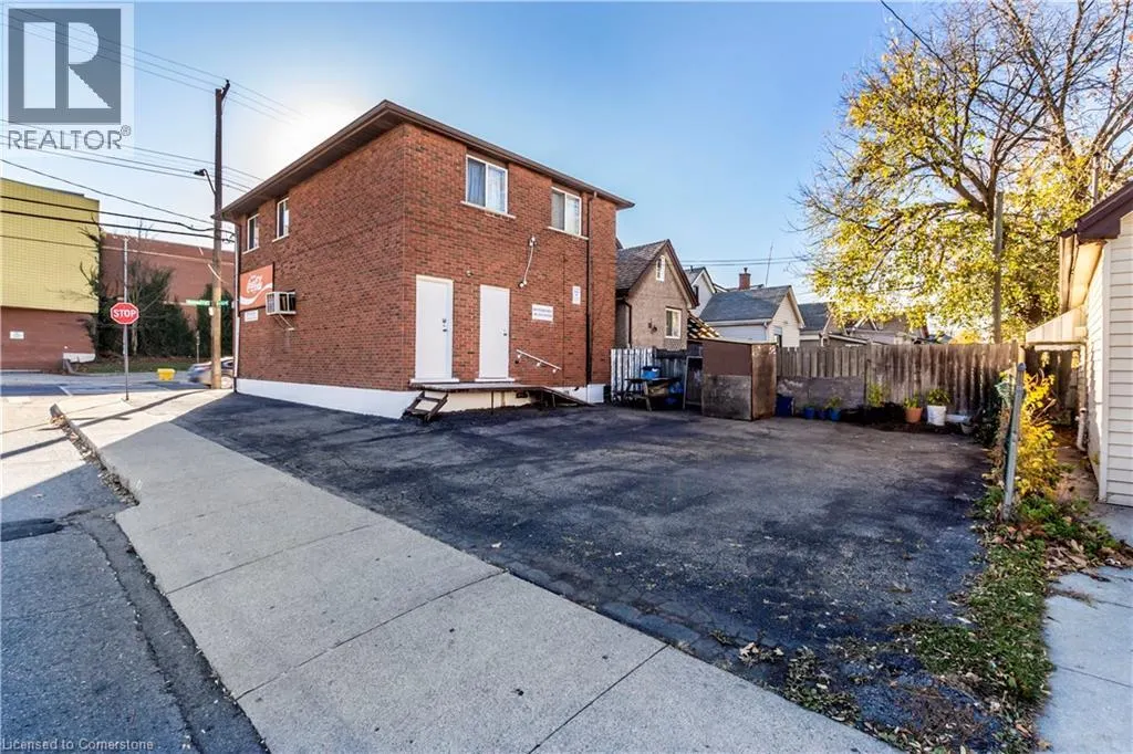 1295 CANNON Street E