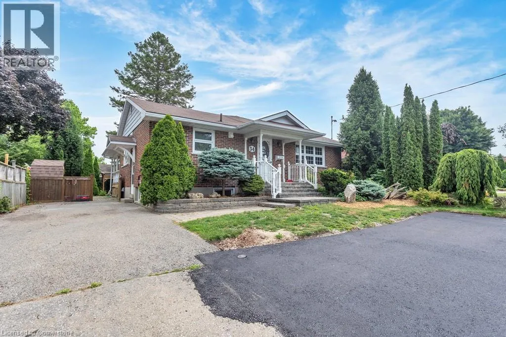 34 WINDERMERE Crescent Unit# C, #C