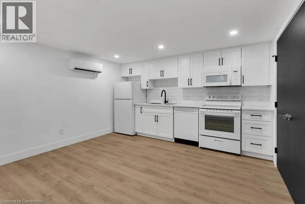 34 WINDERMERE Crescent Unit# C, #C