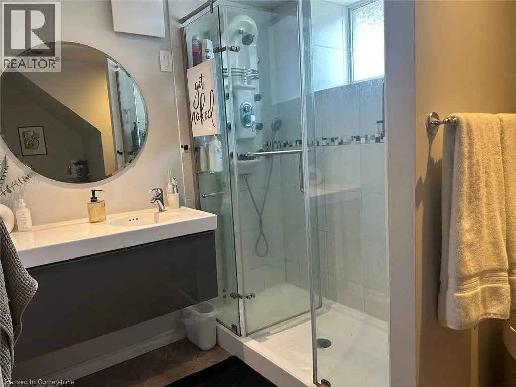 253 EAST 44TH Street Unit# Lower, #Lower
