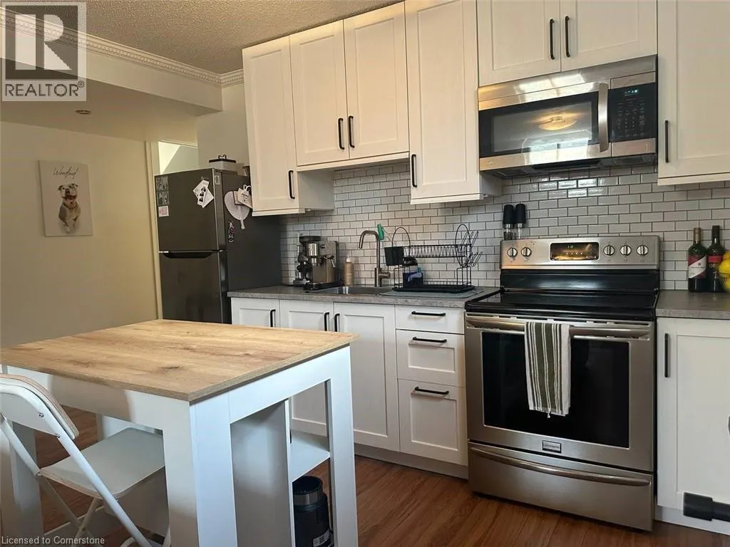 253 EAST 44TH Street Unit# Lower, #Lower