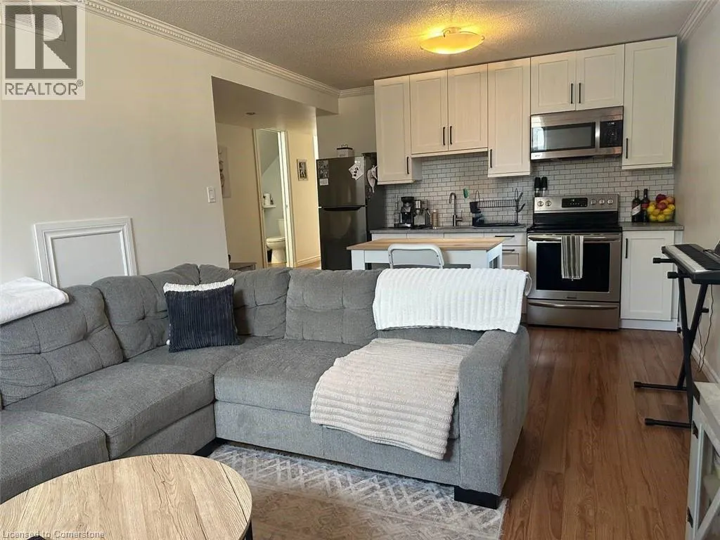 253 EAST 44TH Street Unit# Lower, #Lower