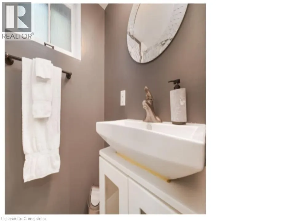 28 SPRING Street W Unit# Lower Level