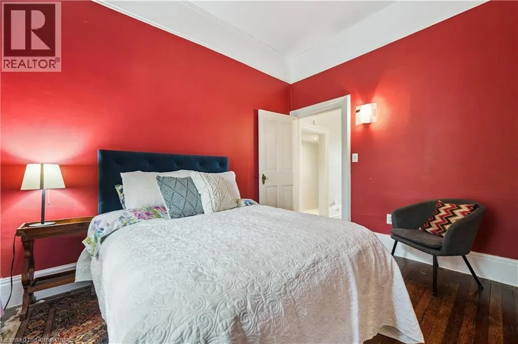 88 WILLIAM Street W