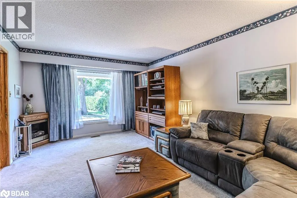39 GRANDVIEW Crescent