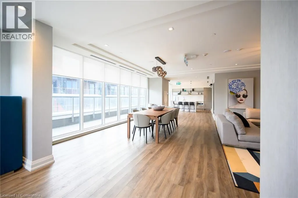 212 KING WILLIAM Street Unit# 1102, #1102