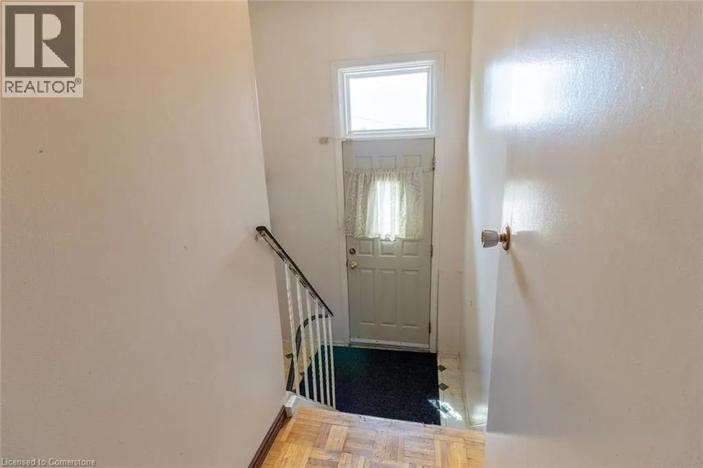 3072 PARKGATE Crescent