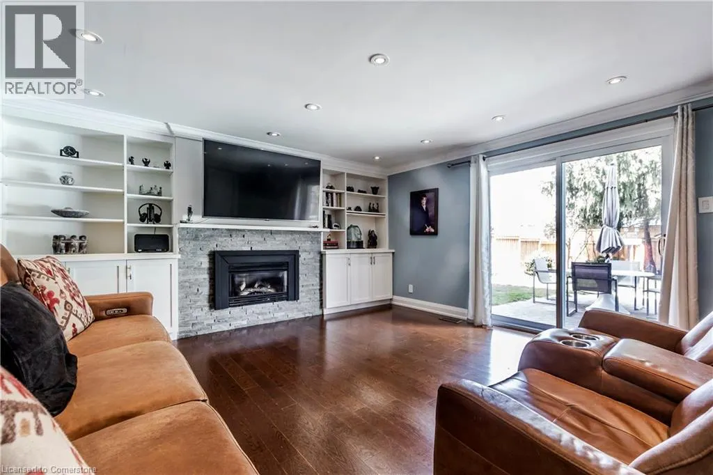 4463 HAWTHORNE Drive