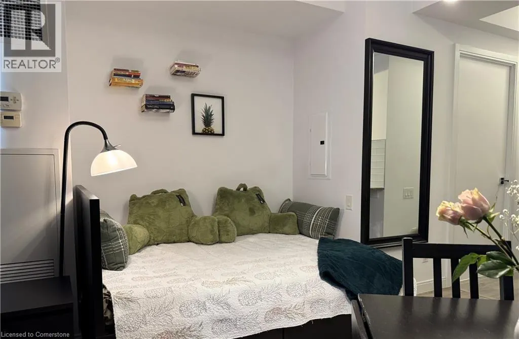 42 CHARLES Street E Unit# 2206, #2206