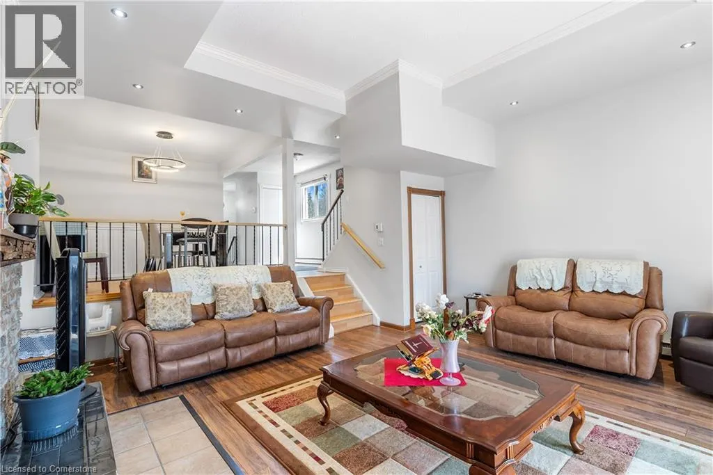 9A HAMPTON Street