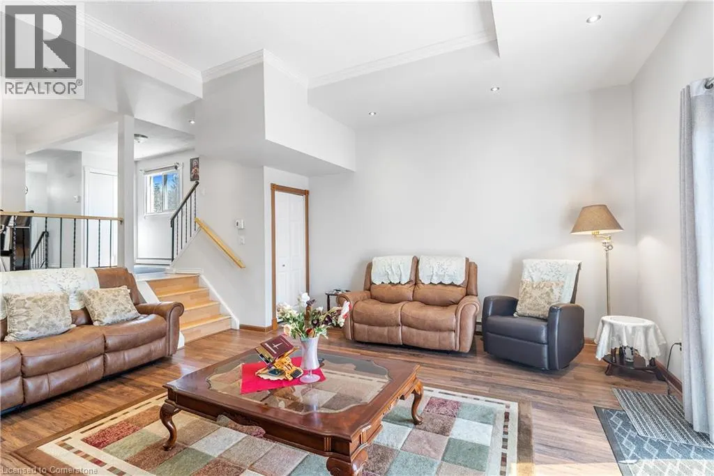 9A HAMPTON Street