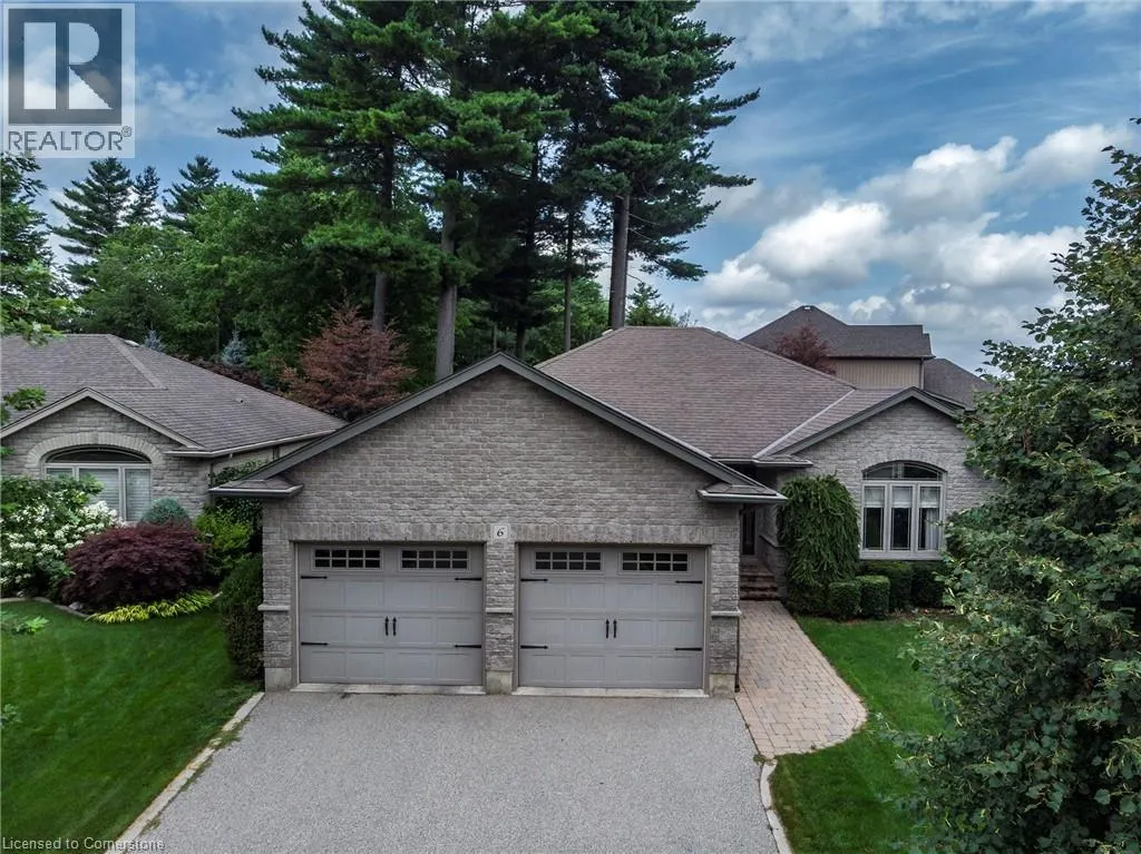 6 WINTERGREEN Crescent