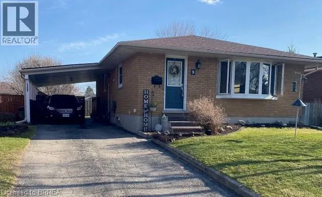 9 BLUERIDGE Crescent