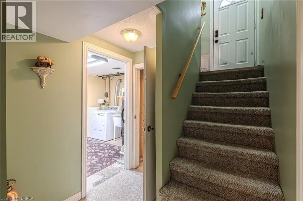 9 BLUERIDGE Crescent