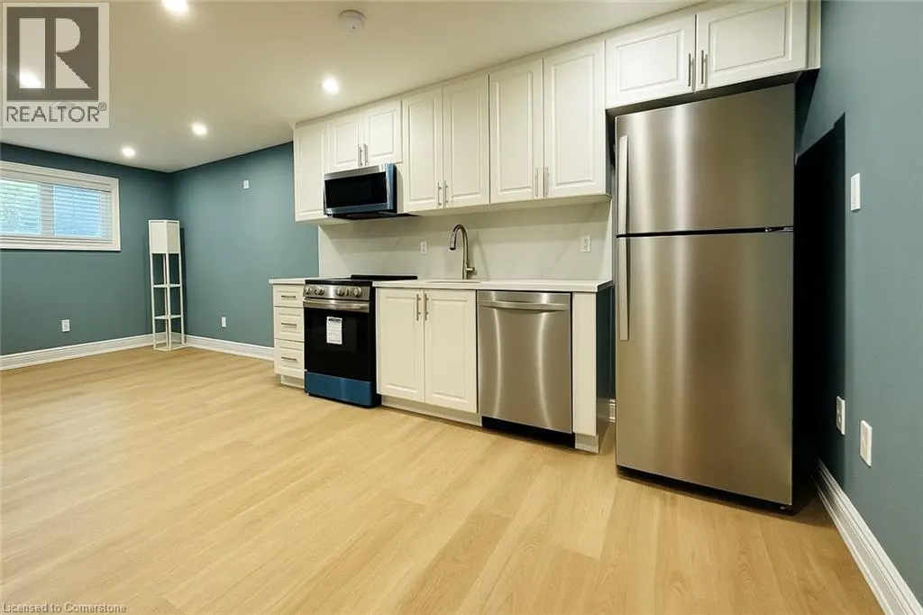 255 PINELAND Place Unit# Lower, #Lower