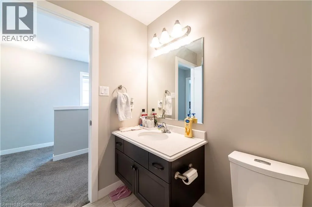 933 ROBERT FERRIE Drive