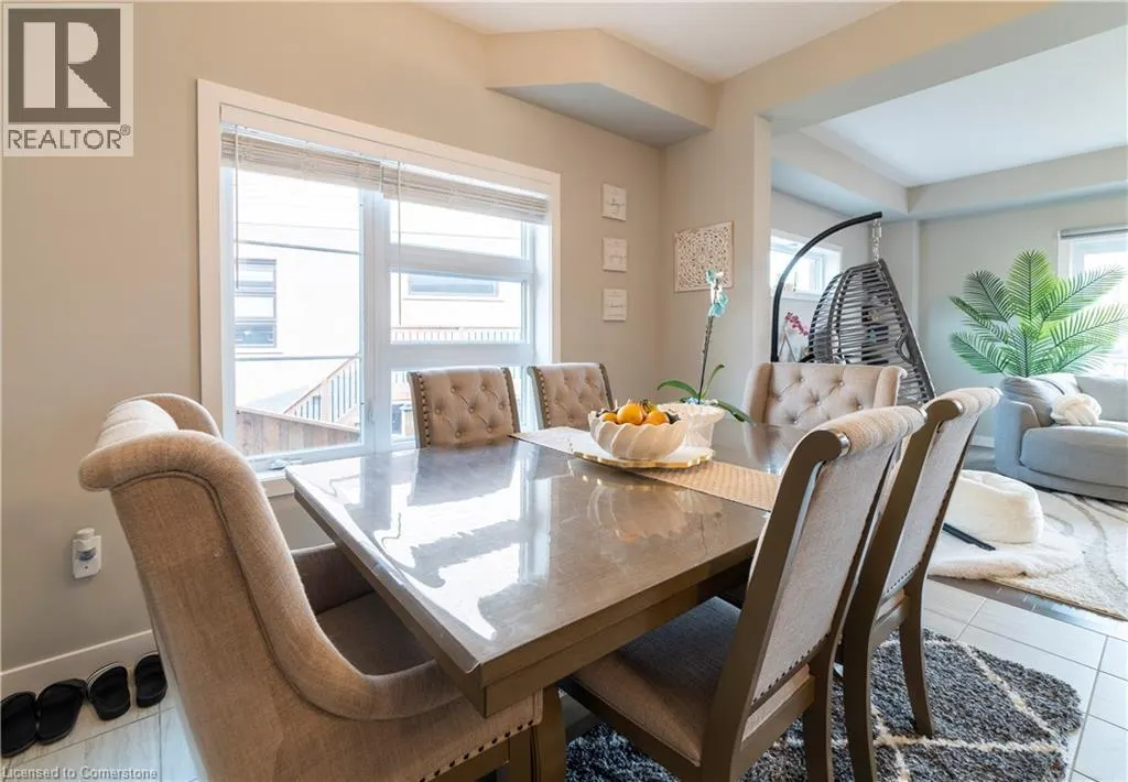 933 ROBERT FERRIE Drive