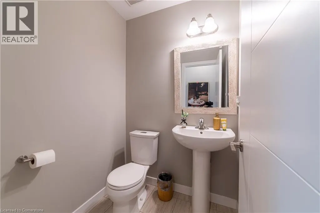 933 ROBERT FERRIE Drive