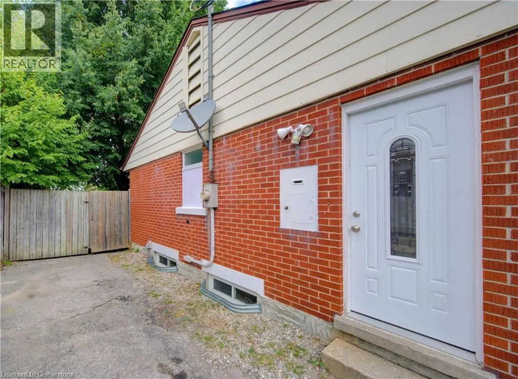 28 JACK Avenue