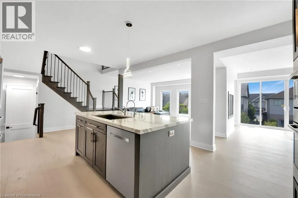 554 BRIDGEMILL Crescent