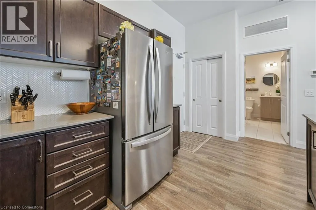 1 REDFERN Avenue Unit# 102, #102