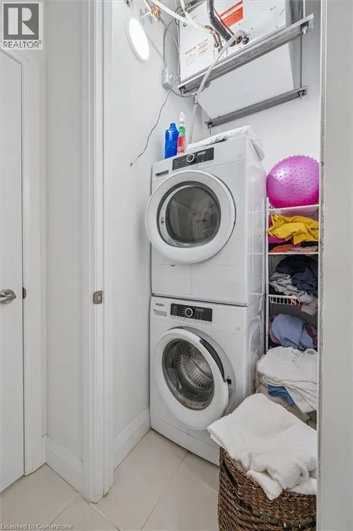 1 REDFERN Avenue Unit# 102, #102