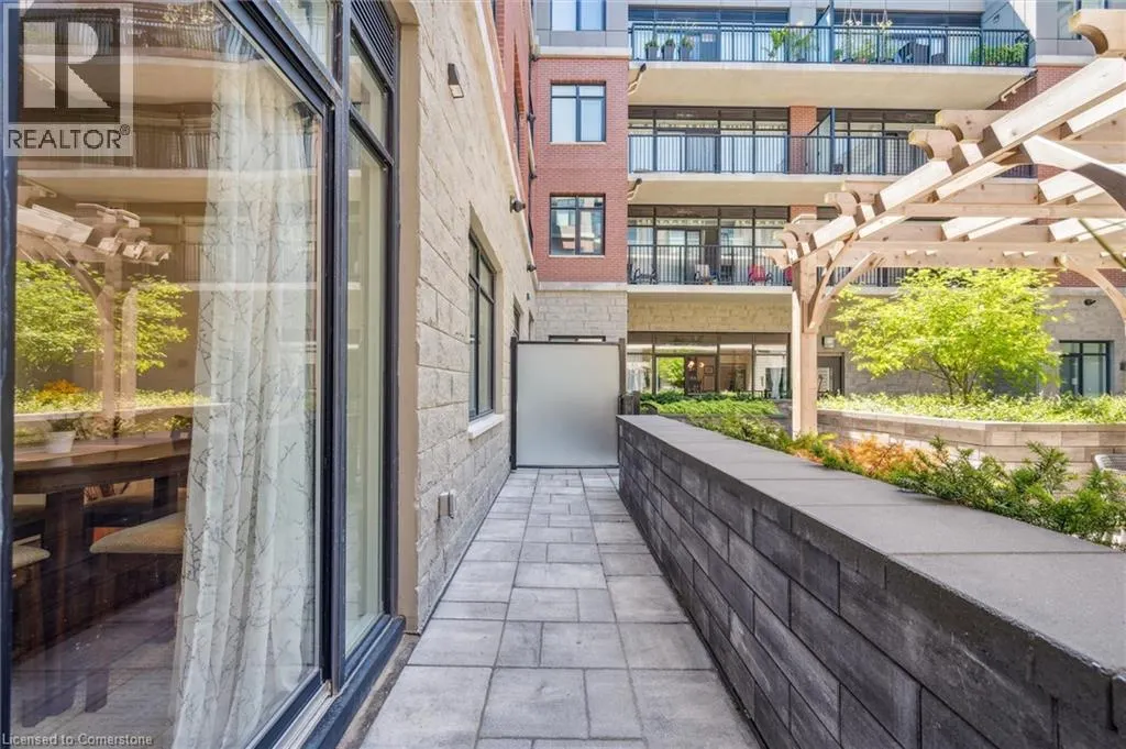 1 REDFERN Avenue Unit# 102, #102